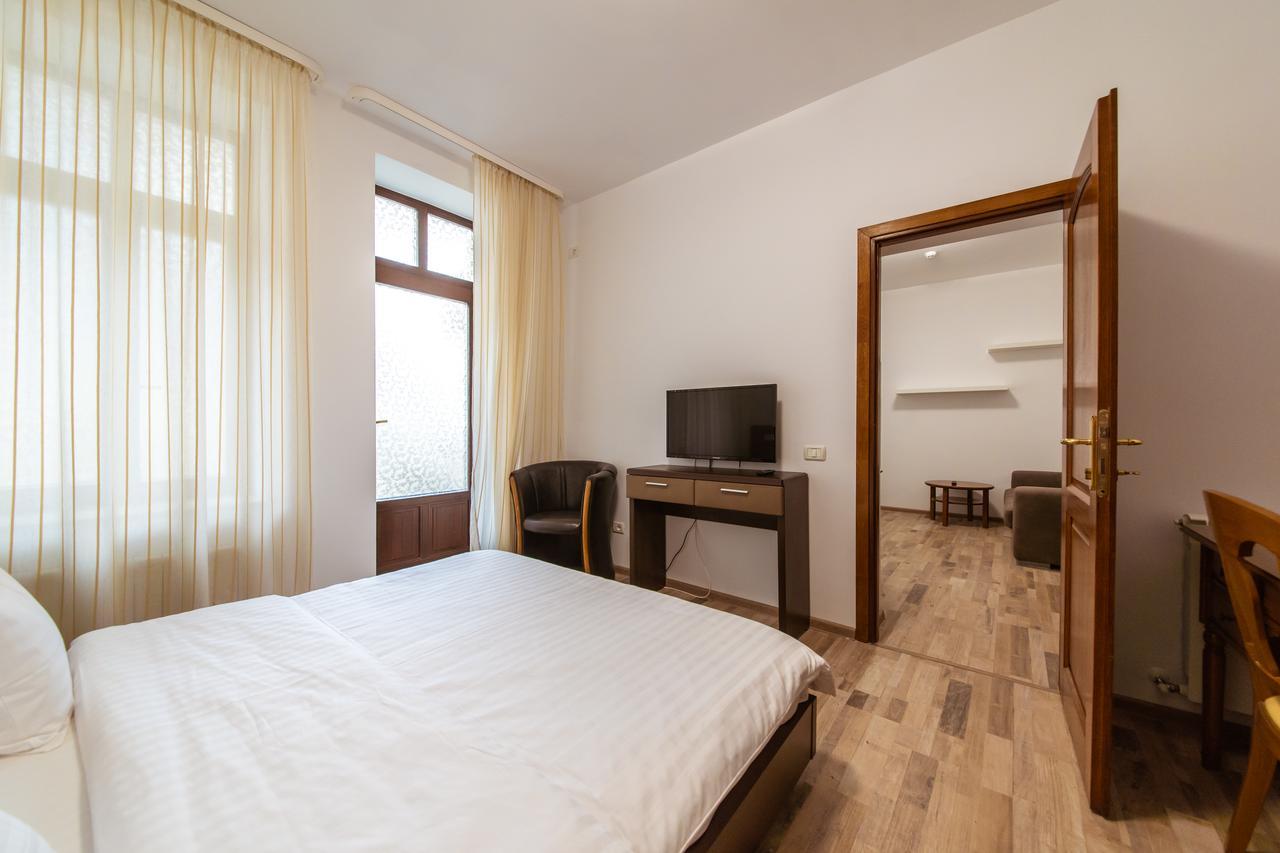 Aparthotel Bucharest Boutique By Jullie Exterior foto